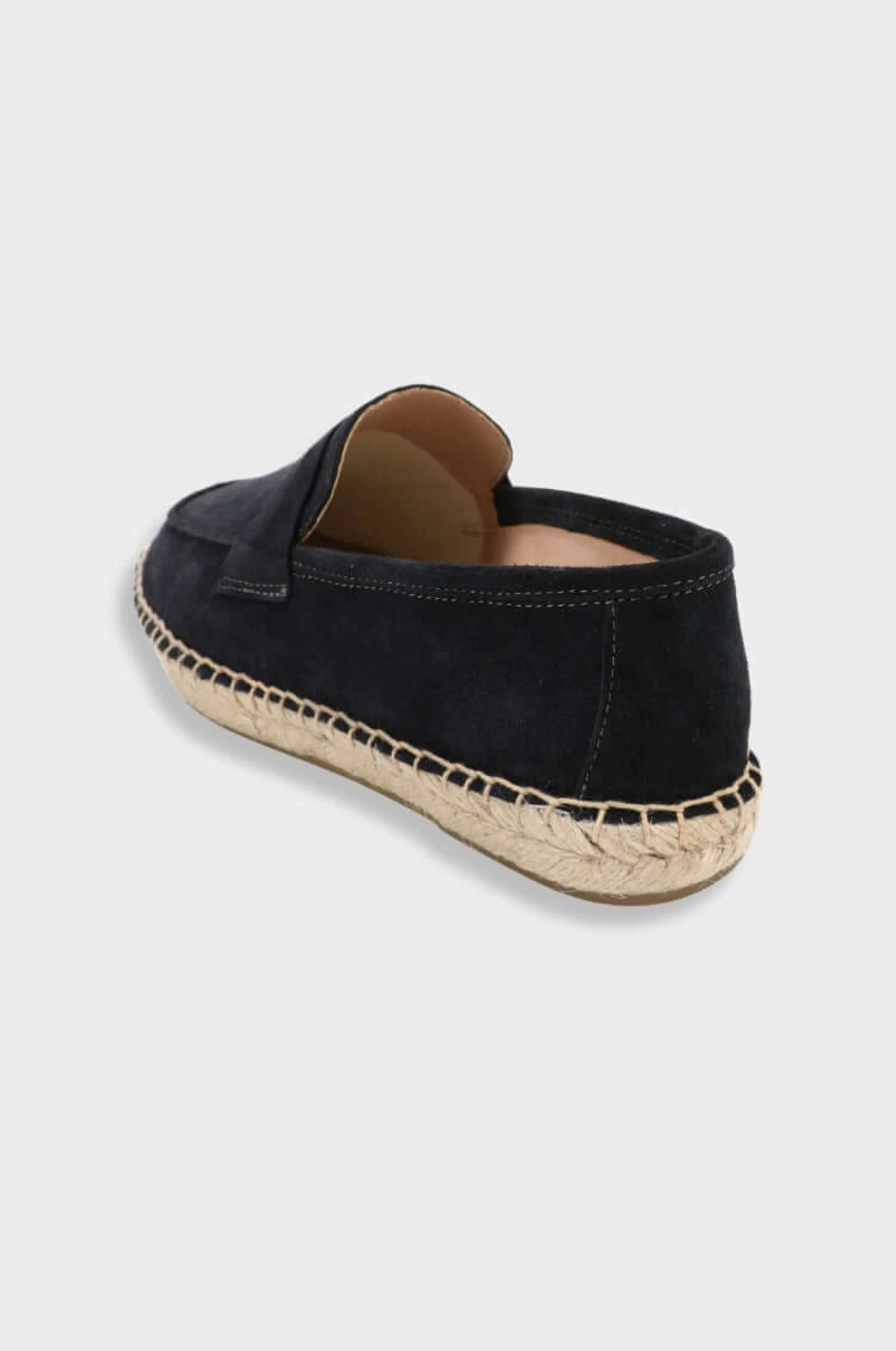 ESPADRILLES Customer-first approach MOCASSINI Limited-edition