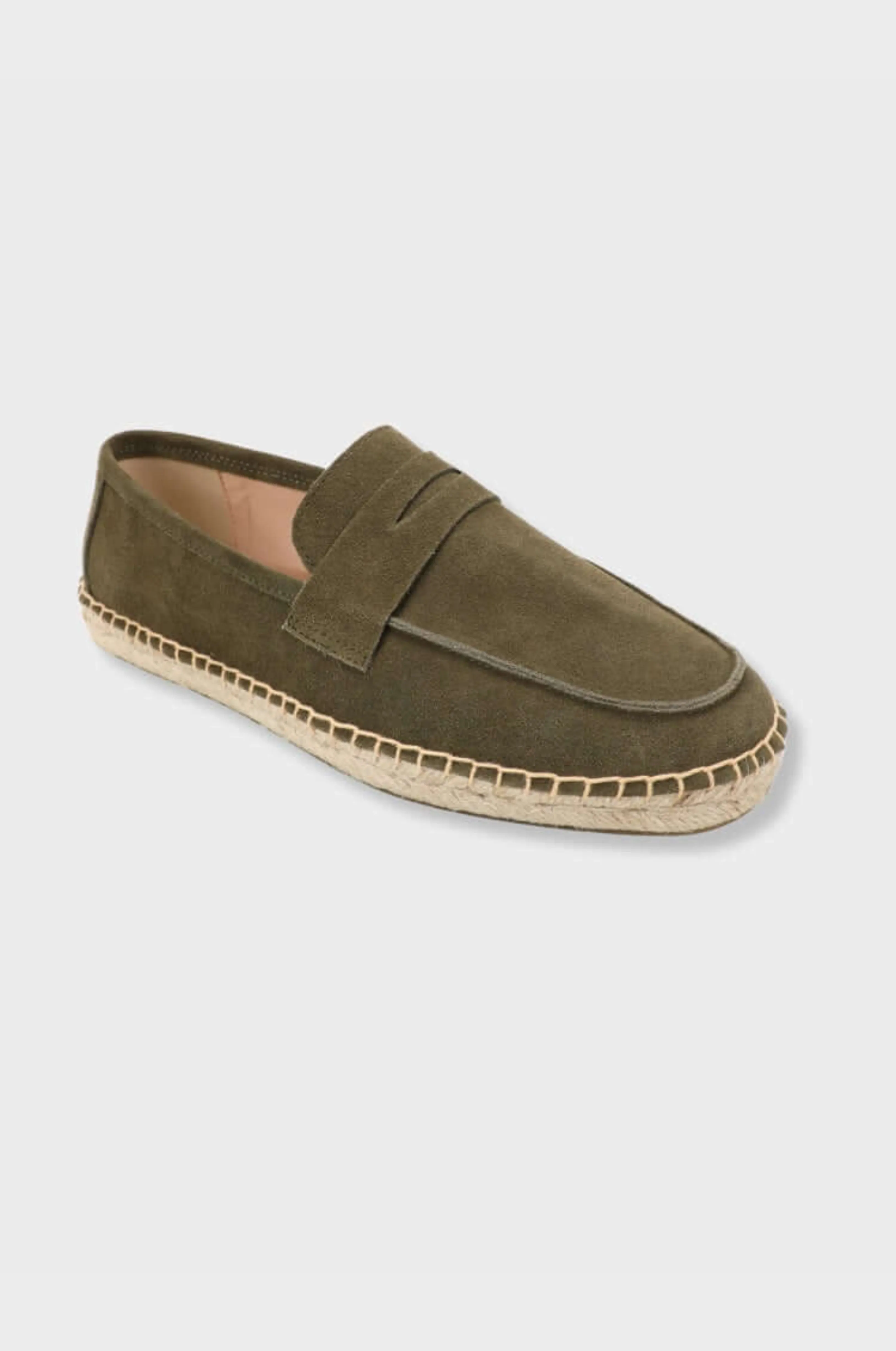 ESPADRILLES Customer-first approach MOCASSINI Limited-edition