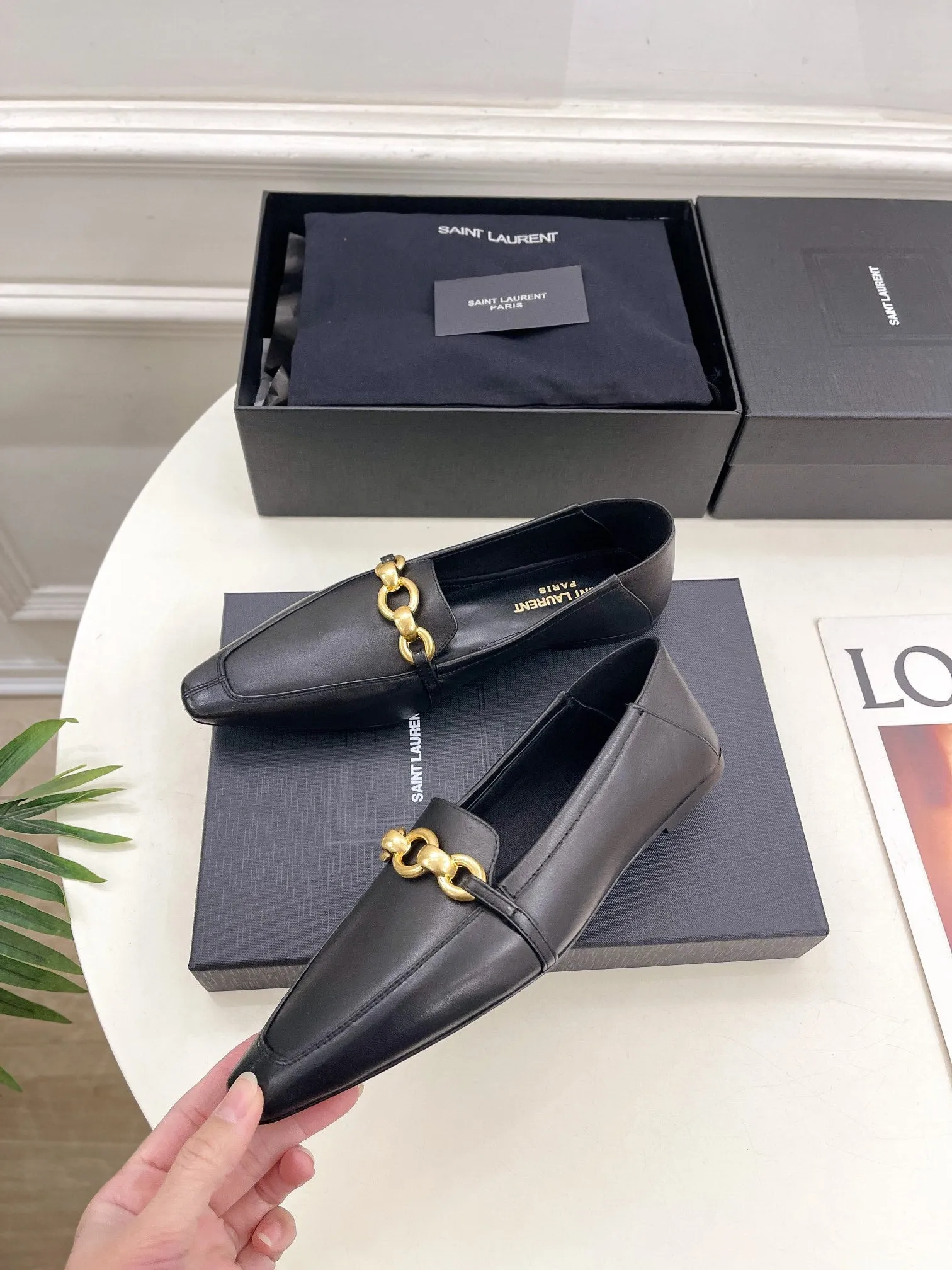 Expert help FLAT CALFSKIN SMOOTH Saint CHAIN BLACK Global delivery GOLD WITH Laurent IN LOAFERS