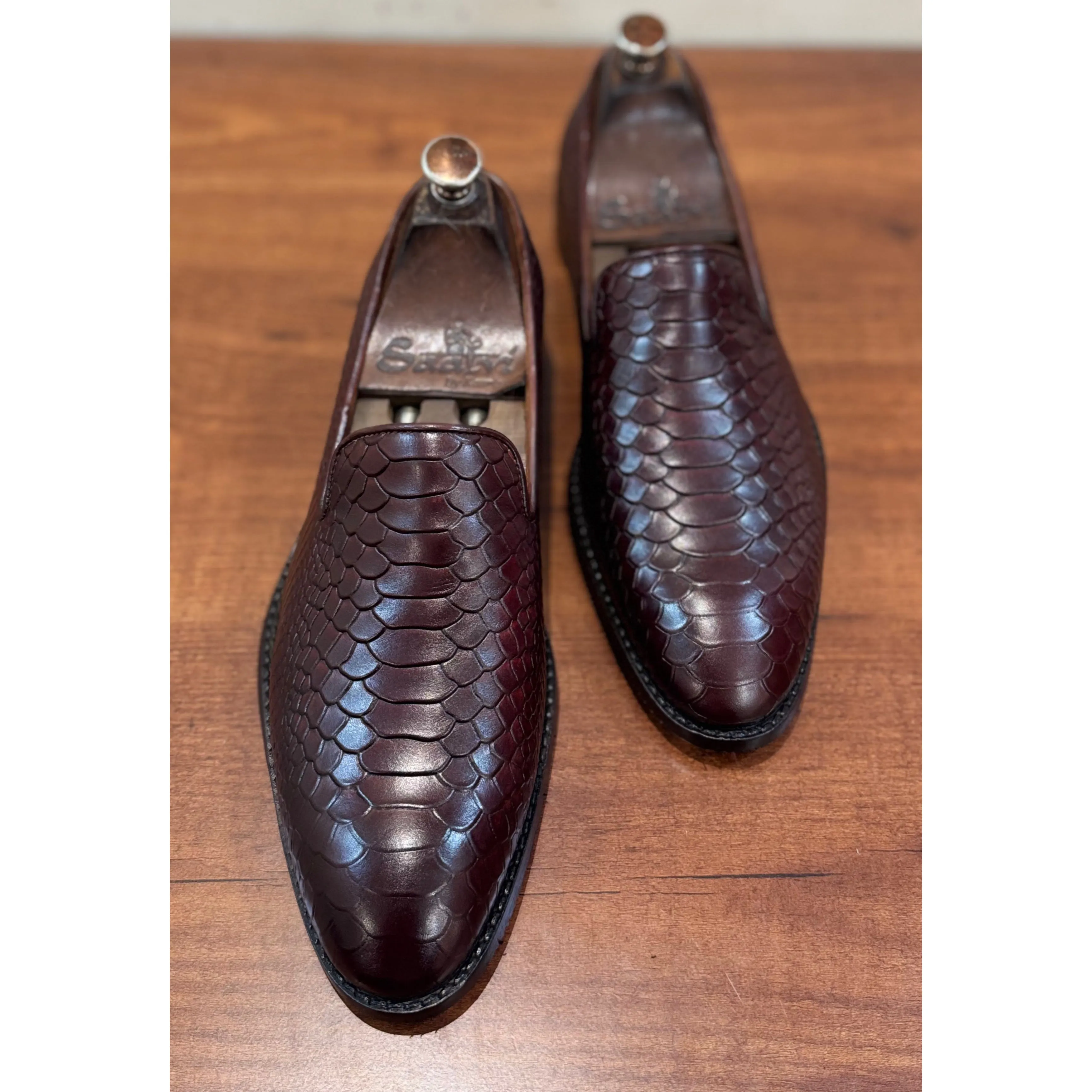 Python Embossed Loafers | Bordo